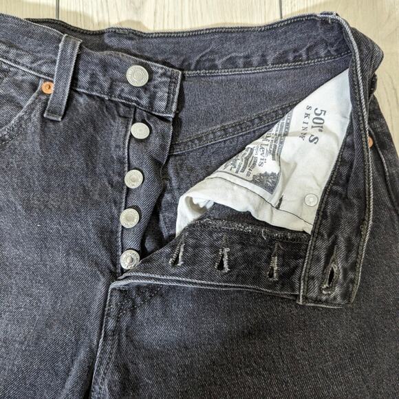 Levi's 501 skinny 27 x 28 black distressed big "E" button fly jeans - Picture 5 of 7